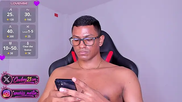 JossJordan4 Live XXX Chat