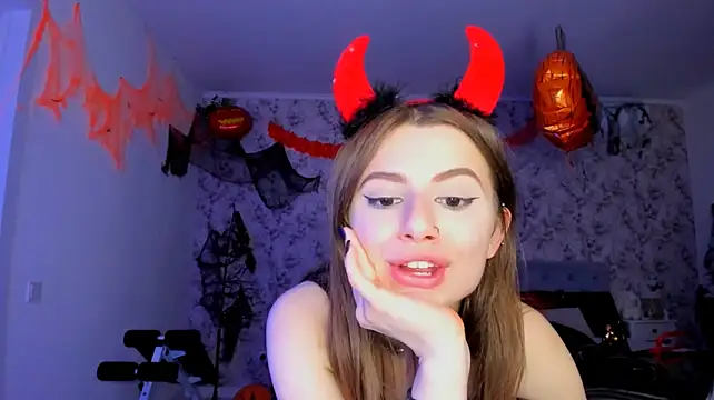 Hot_Molly5 Adlı Modelin Canlı XXX Sohbeti