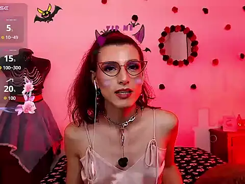 Moira-Hot's Live XXX Chat