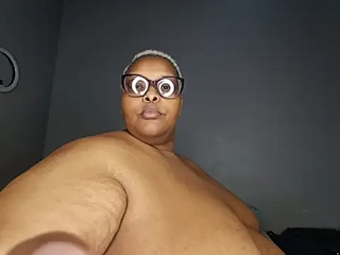 fatafricanqueen's Live XXX Chat