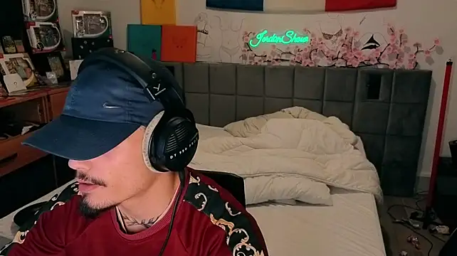 JordanShow Adlı Modelin Canlı XXX Sohbeti