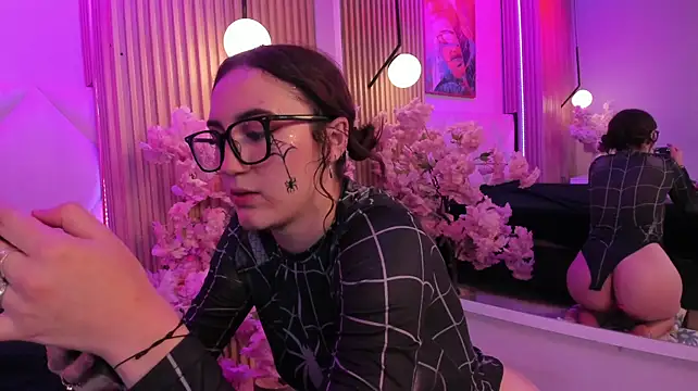 Adeline_Smith__n Live XXX chat