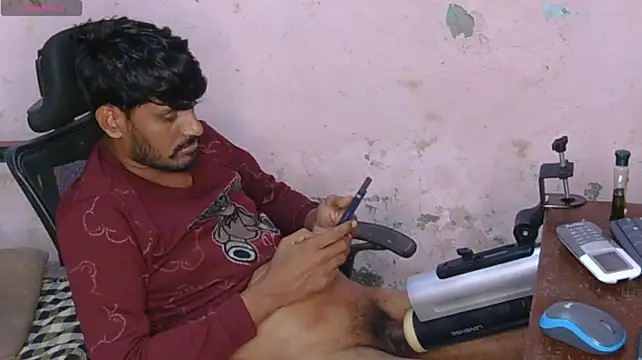 Yuvi_hot's Live XXX Chat