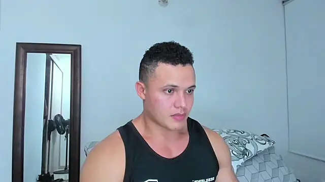 KingLevi01 live XXX chat