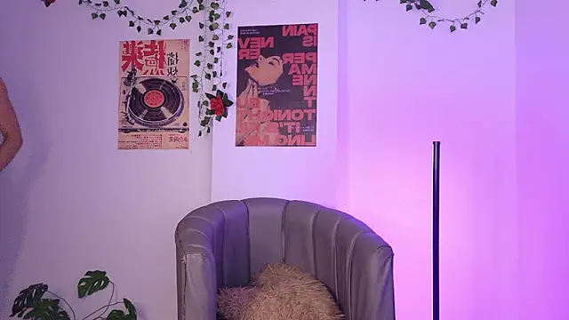 CoralieBronson's Live XXX Chat