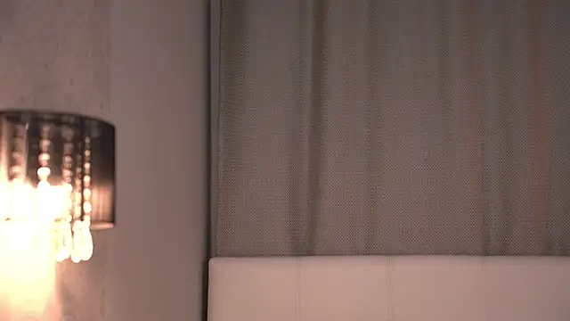 HuldaAutmanのライブXXXチャット