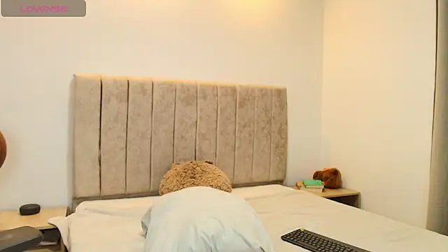 Živý XXX chat Maya_Lewis