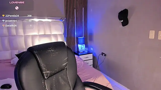 Niicky1_'s Live XXX Chat