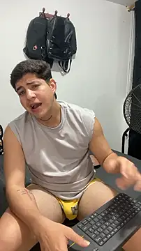 Fozil_Dvice Live XXX-Chat