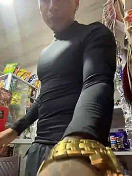 DominiofitのライブXXXチャット