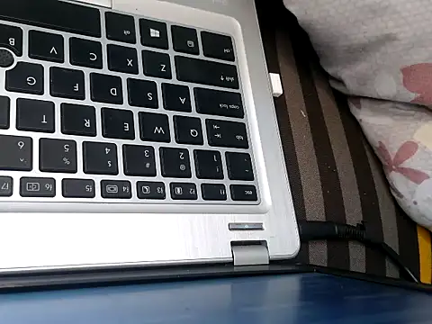 pettite_ass11's Live XXX Chat