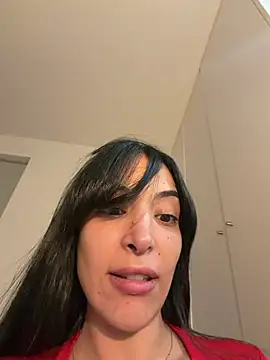Naughty_Arab_girl Adlı Modelin Canlı XXX Sohbeti