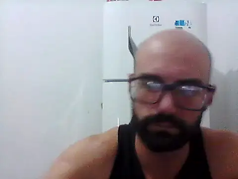 Robsonitj90's Live XXX Chat