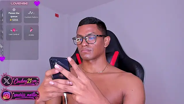JossJordan4's Live XXX Chat