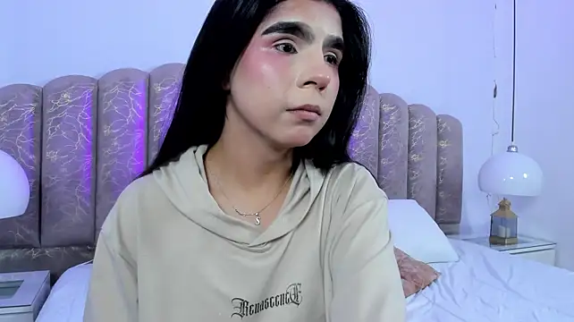 Channel_sofia Chat XXX in diretta