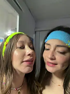 צ'אט XXX בשידור חי של roouse