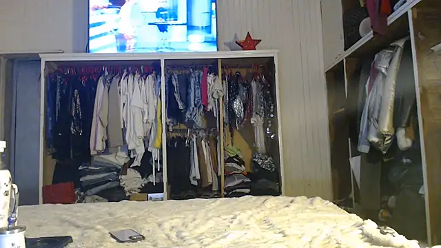 Mickyta 现场XXX聊天